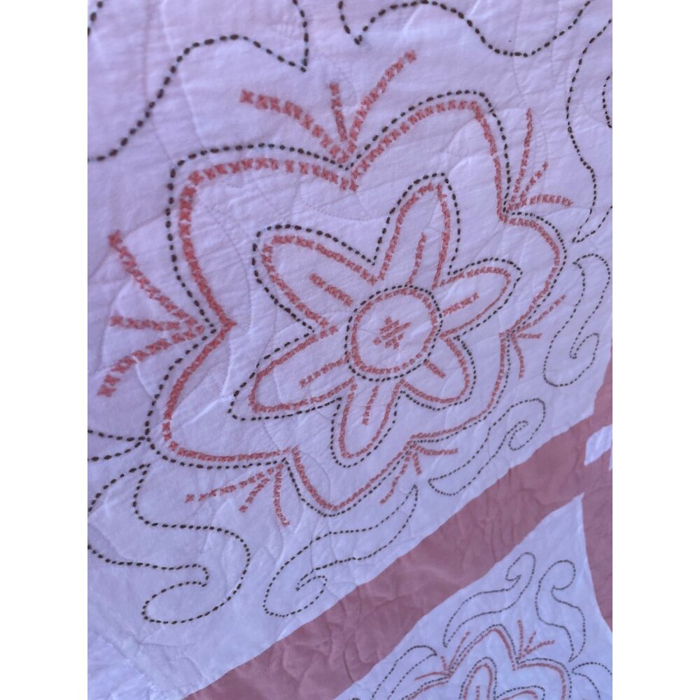Vintage 1970s Cross Stitch Flower Quilt Cotton 75x100 - Picture 8 of 16